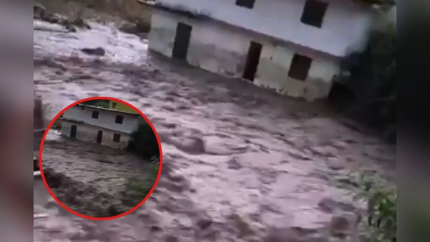 Chamoli Cloudburst : चमोली में फटा बादल, घर ढह गए, डरावना वीडियो आया सामने