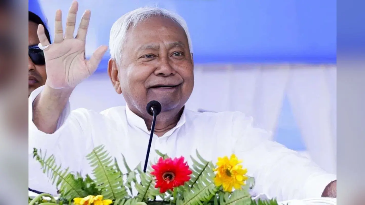 Bihar News: नीतीश कुमार का वैशाली दौरा, कॉलेज की सौगात और महिलाओं से सीधा संवाद
