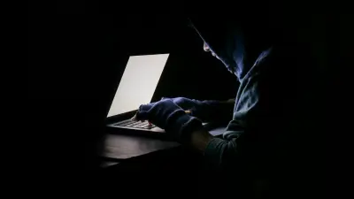 जमशेदपुर में बैठकर अमेरिकी नागरिकों से कर रहे थे ठगी, 12 साइबर क्रिमिनल्स की पुलिस ने की पहचान