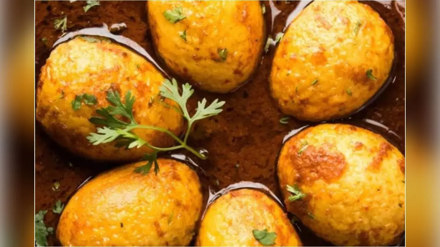 Dhaba Style Egg Curry: इस सीक्रेट रेसिपी से घर पर बनाएं ढाबा स्टाइल अंडा करी, बार बार बनाने की करेंगे डिमांड