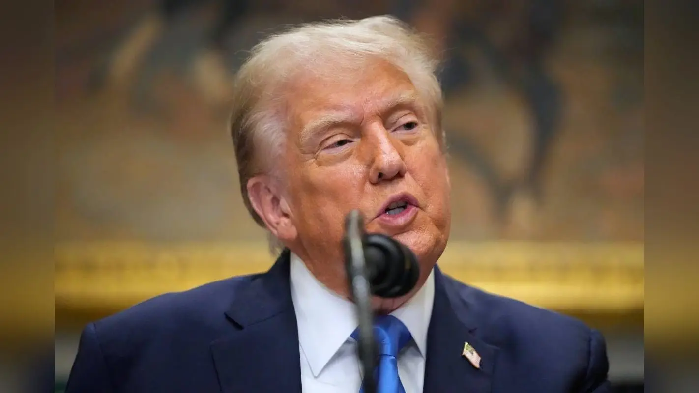 Trump Tariff : विदेशी दवाओं पर 100% टैरिफ, डोनाल्ड ट्रंप ने फोड़ दिया बड़ा बम