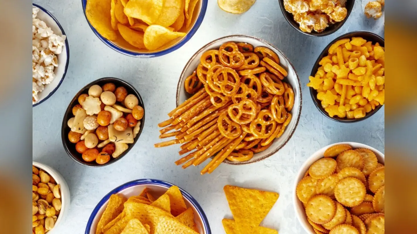 Evening Snacks: शाम की भूख मिटाने का परफेक्ट इलाज, गरमा गरम चाय के साथ ट्राई करें ये 5 क्रिस्पी और चटपटे स्नैक्स