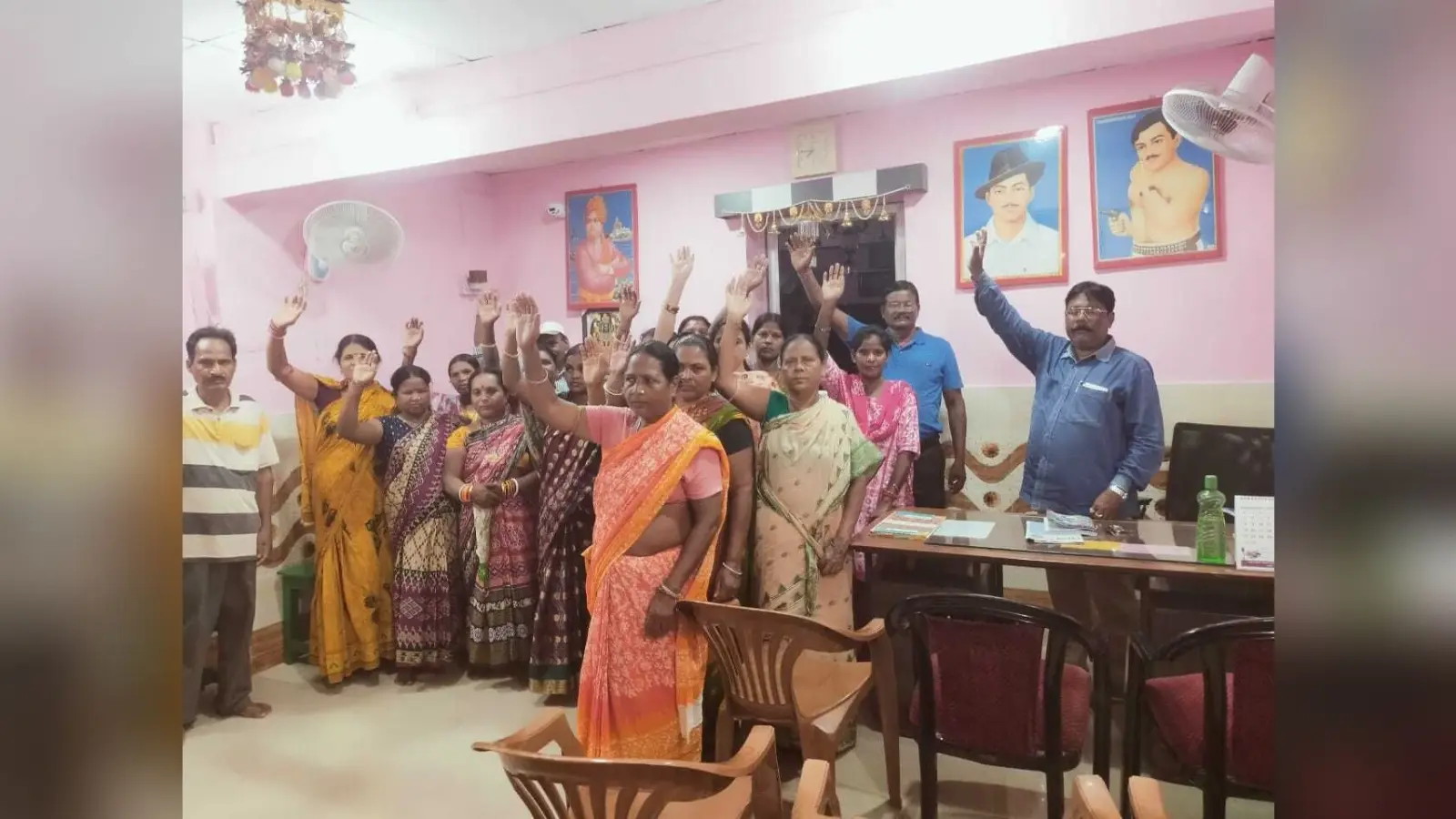 Chaibasa News : प्रबंधन ने मानीं प्रमुख मांगें, काम पर लौटे कर्मी