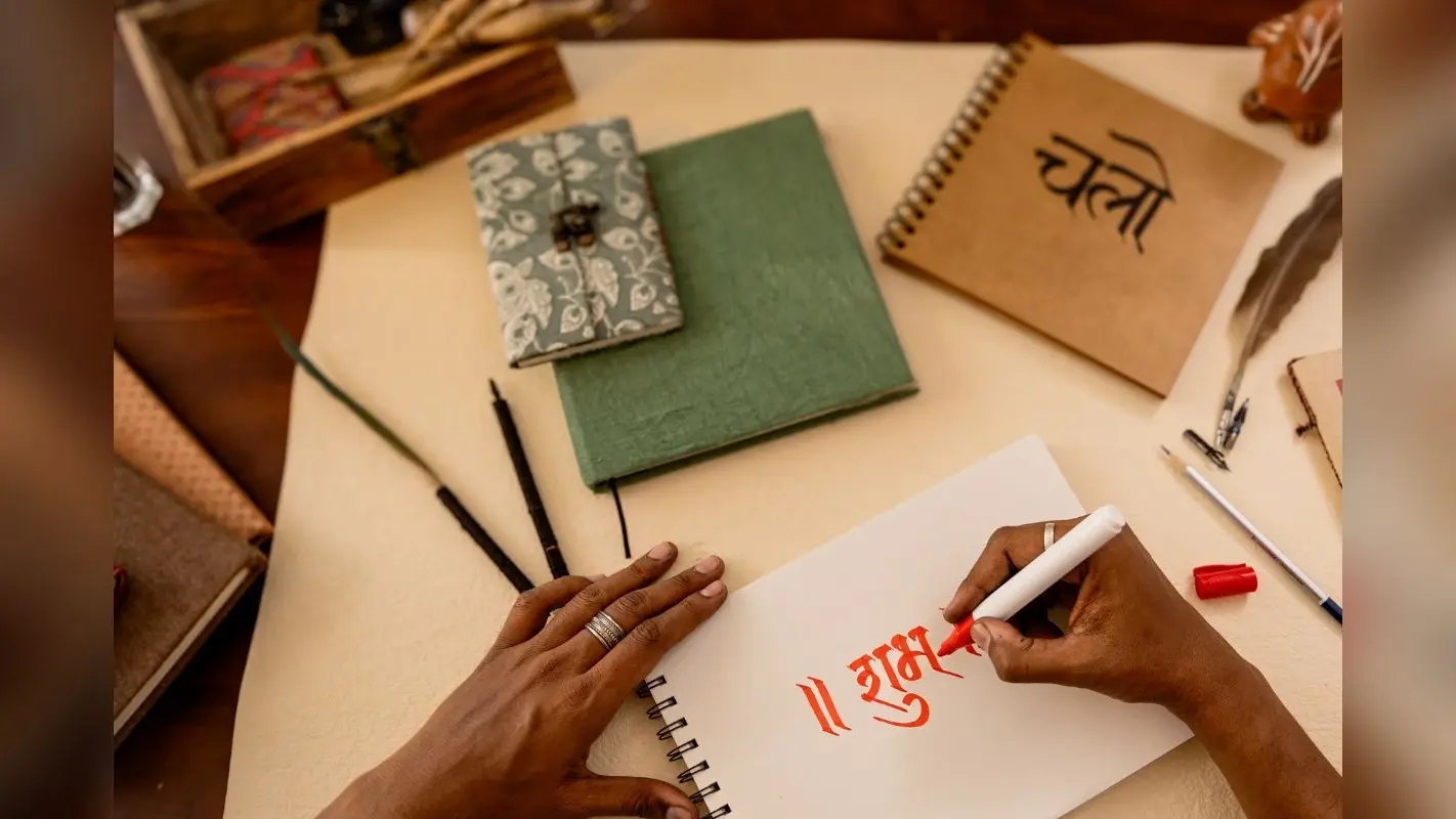 हिंदी दिवस पर शुभकामनाएं कैसे दें? इन 30 Wishes से बढ़ाएं हिंदी का मान