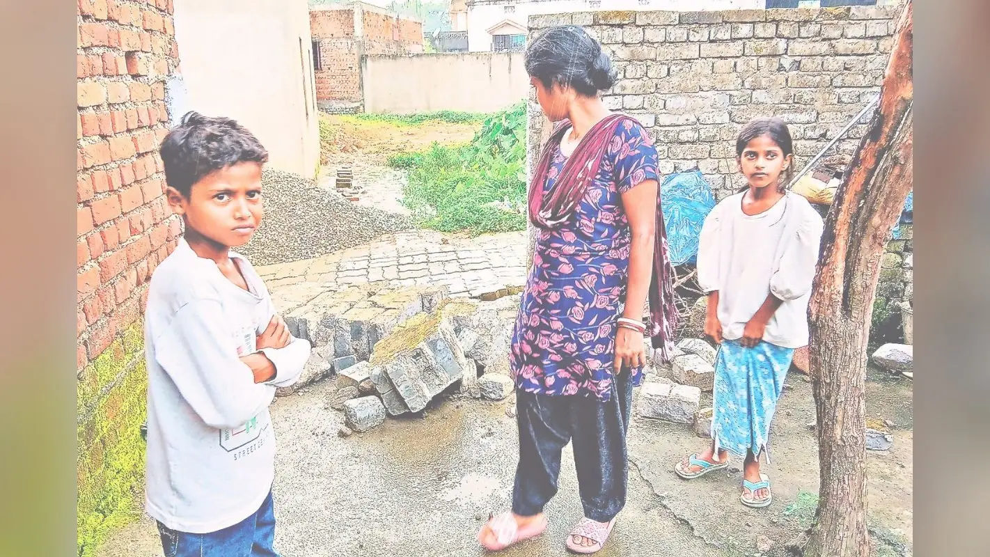 जमशेदपुर के राहरगोड़ा में टेंपो की टक्कर से ढही दीवार, आंगन में खेल रहे 9 माह के बच्चे की मौत
