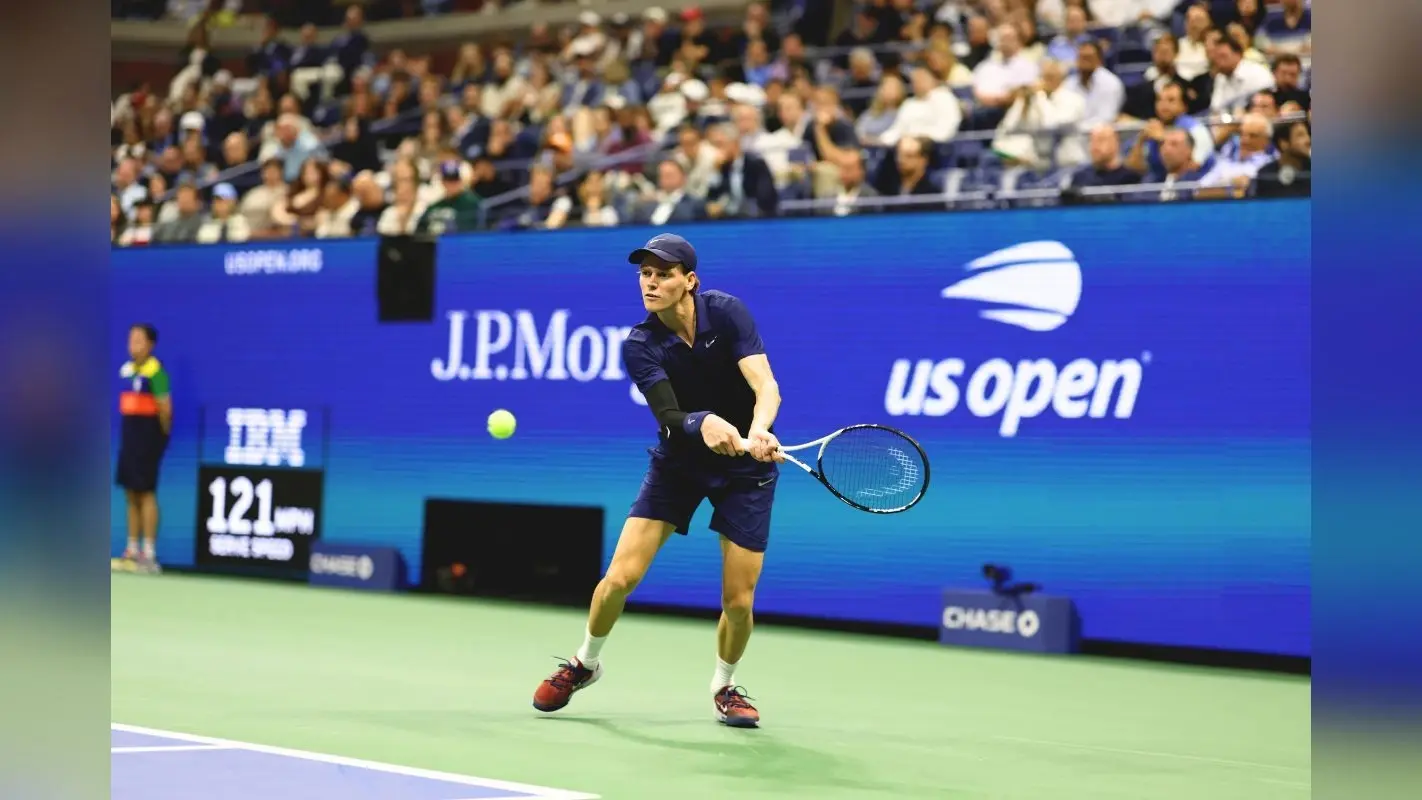 US Open 2025: यानिक सिनर सेमीफाइनल में, लोरेंजो मुसेटी को सीधे सेटों में हराकर तोड़ा 37 साल पुराना रिकॉर्ड