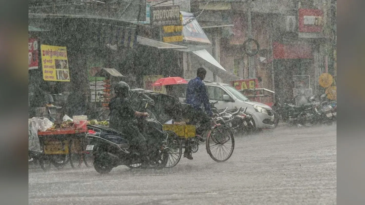Jharkhand Weather: रांची में दोपहर बाद हो सकती है बारिश, 2 और 3 अक्तूबर को भारी बारिश की संभावना