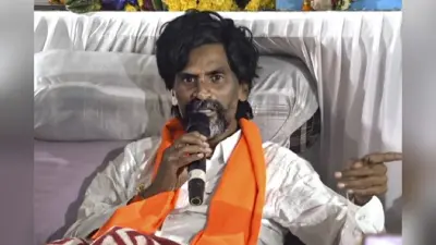 Maratha Reservation Protest : आजाद मैदान खाली करो, मुंबई पुलिस ने मनोज जरांगे को भेजा नोटिस