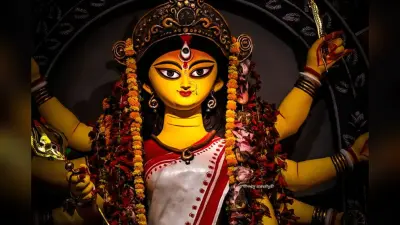 Navratri Colours: नवरात्रि के नौ दिन, नौ शुभ रंग – जानें किस देवी की पूजा पर कौन-सा रंग है खास