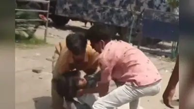 GEN Z Protest: नेपाल पुलिस ने युवक के सीने पर मारी गोली, वीडियो देख फट जाएगा कलेजा!