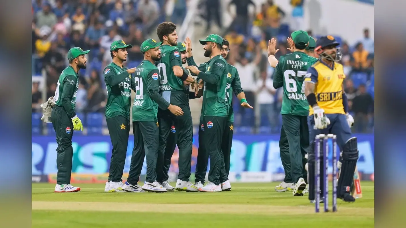 Asia Cup 2025: फाइनल के लिए पाकिस्तान की उम्मीद जिंदा, श्रीलंका के खिलाफ मिली 5 विकेट से जीत