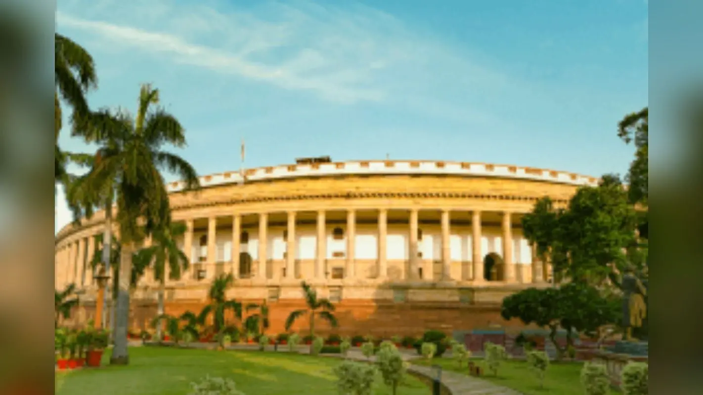 Vice President: भारत के उपराष्ट्रपति को मिलने वाली सुविधाएं, वेतन, भत्ते और पेंशन की पूरी जानकारी
