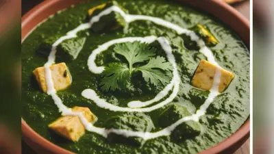 Restraunt Style Palak Paneer: रेस्टोरेंट वाला स्वाद अब घर पर, इस तरीके से बनाएं पालक पनीर