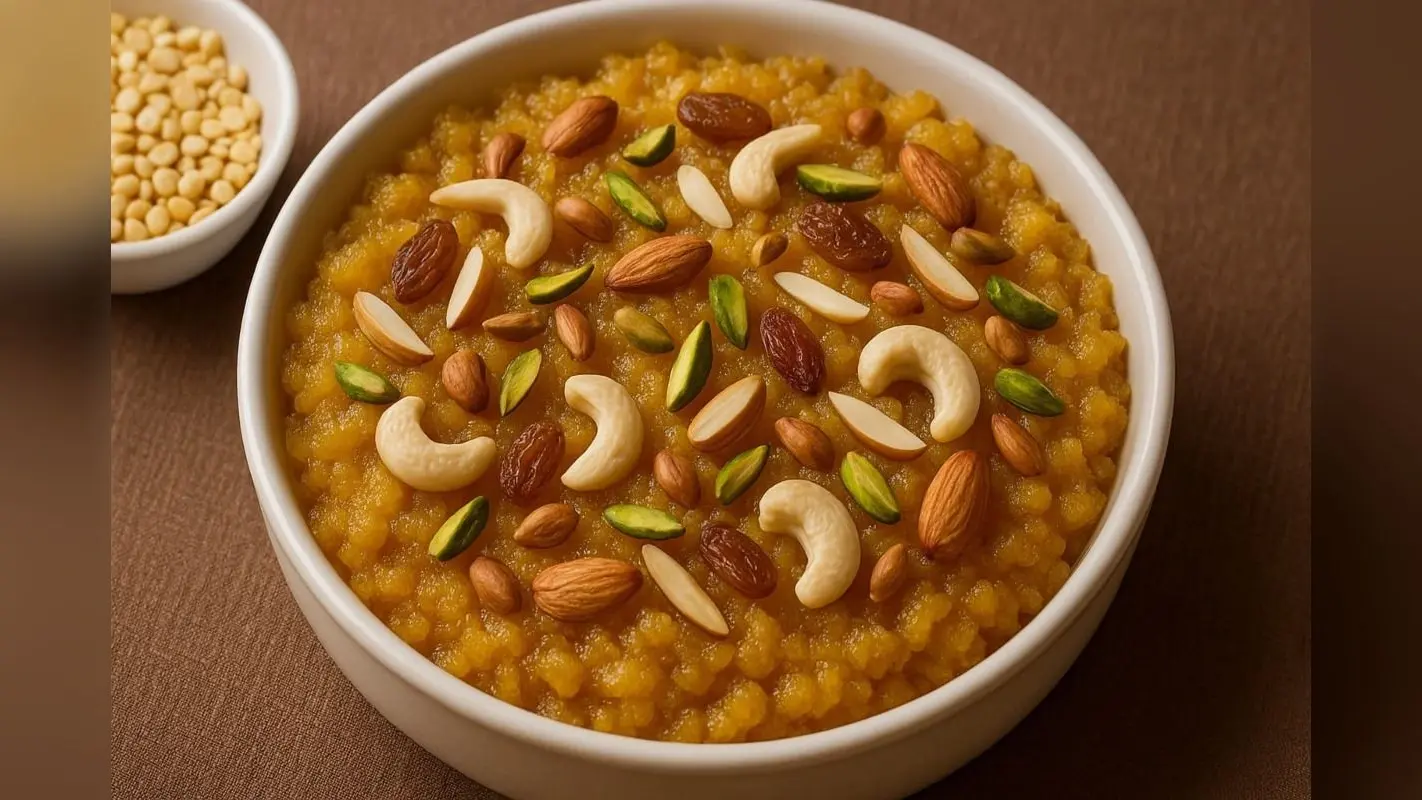 Sugar Free Moong Dal Halwa: डायबिटीज के मरीज भी अब बिना दिल पर पत्थर रखे खा सकेंगे मीठा, घर पर बनाएं हेल्दी शुगर फ्री मूंग दाल हलवा