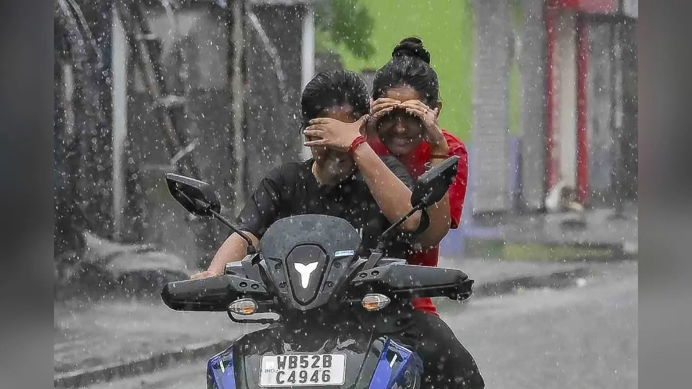 Heavy Rain Alert: किस राज्य में होगी बहुत भारी बारिश? IMD ने जारी किया 6 सितंबर तक का वेदर अपडेट