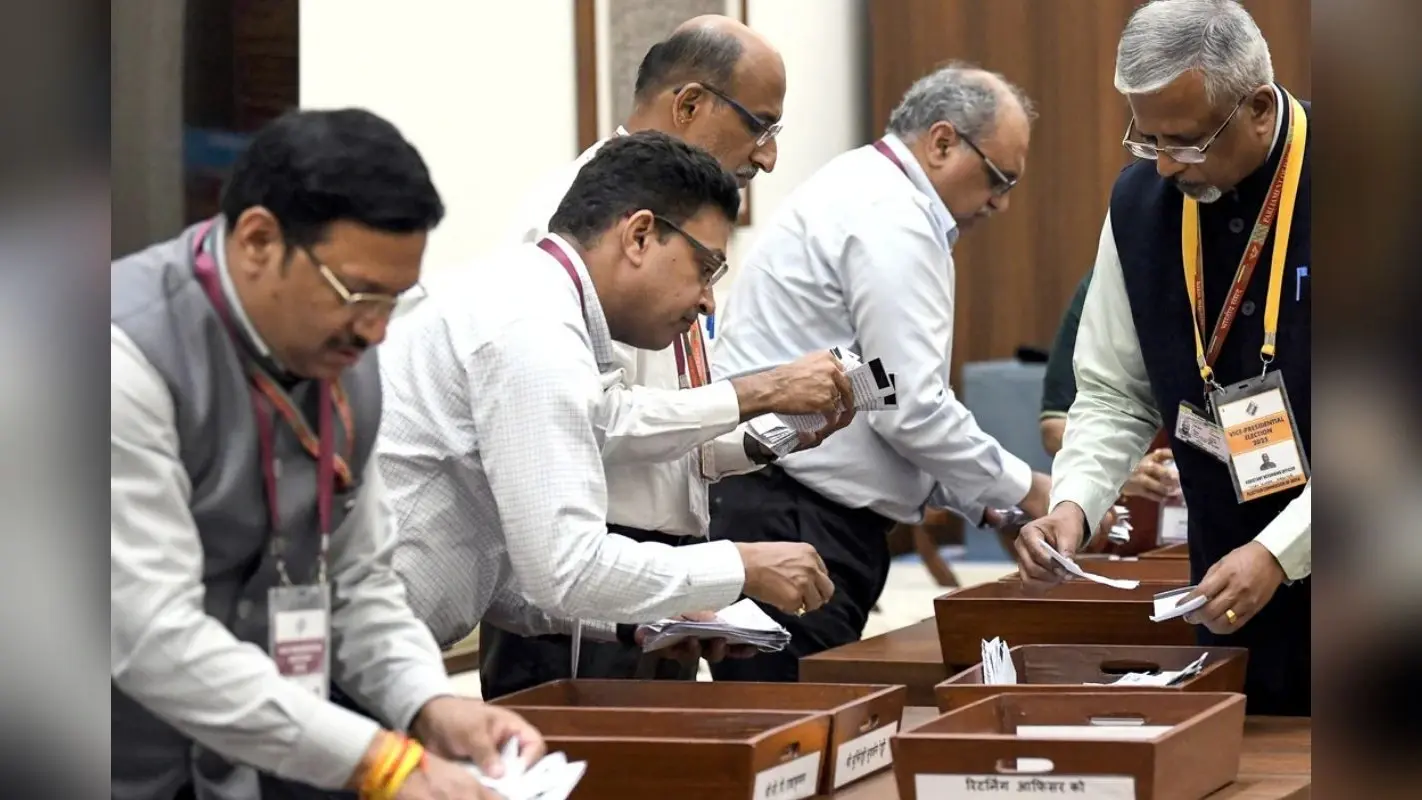 Vice Presidential Election: उपराष्ट्रपति चुनाव में विपक्ष के 15 ‘गद्दार’ कौन? जानें किन दलों पर शक