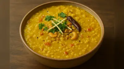 Vishwakarma Puja Special Khichdi: विश्वकर्मा पूजा के मौके पर बनाएं स्पेशल खिचड़ी, जानिए तैयार करने का आसान तरीका