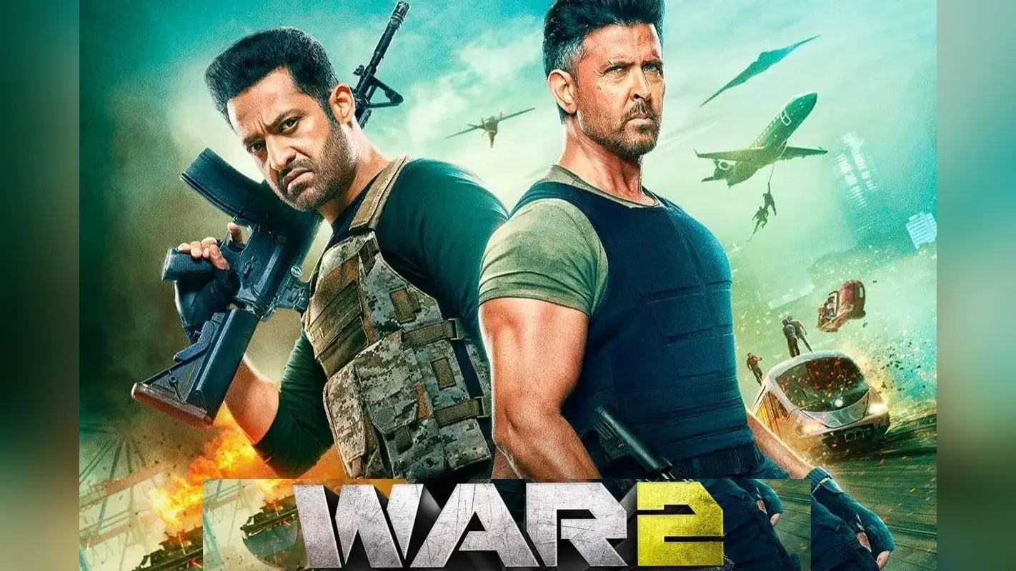 War 2 Box Office: ओवरसीज वॉर 2 बनी YRF स्पाई यूनिवर्स की दूसरी सबसे कम कमाऊ फिल्म, इन 3 के रिकॉर्ड को महज तोड़ा