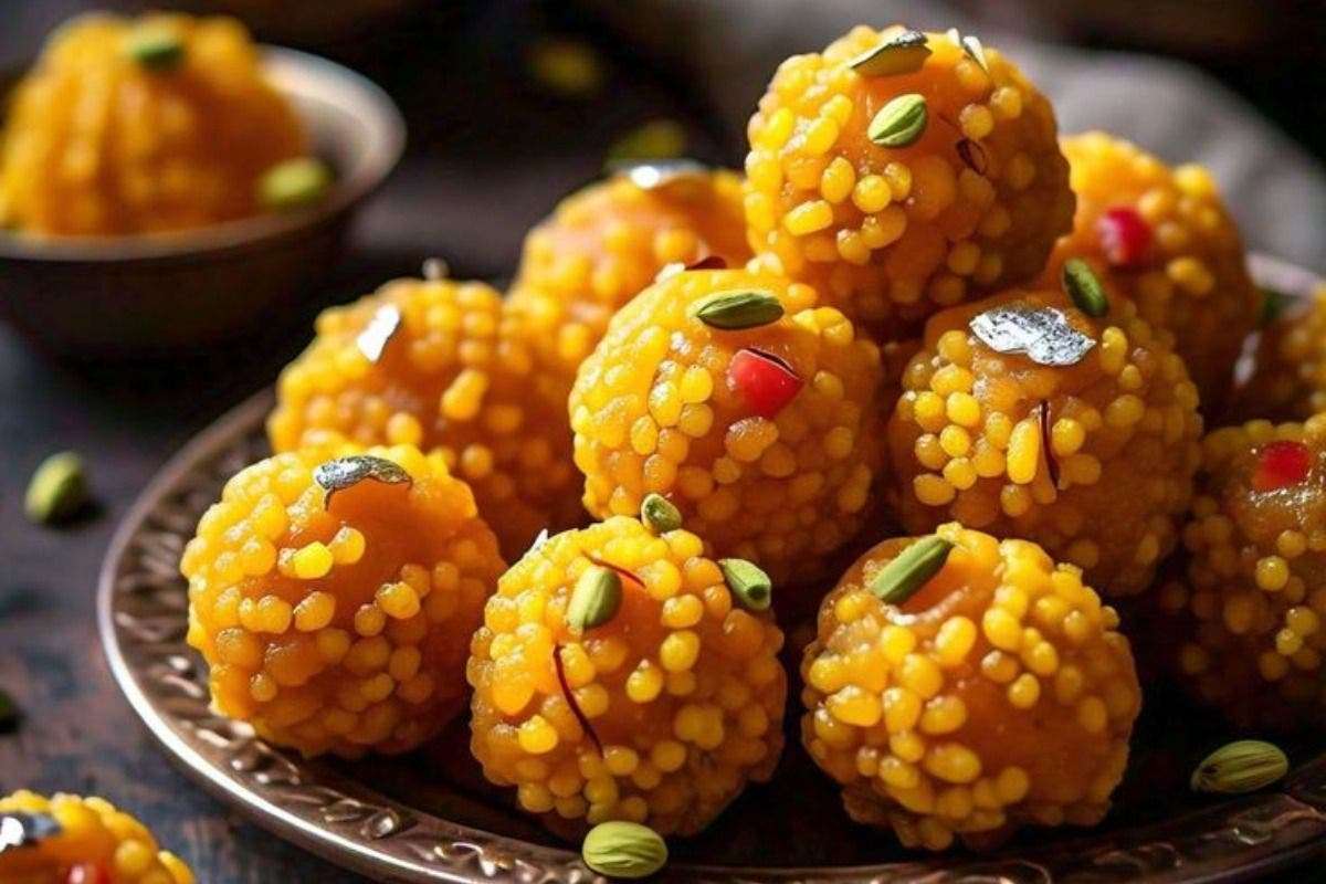 Boondi Laddu Recipe: दिवाली पर बनाएं ये परफेक्ट बूंदी लड्डू, जिसकी खुशबू से महक उठे पूरा घर