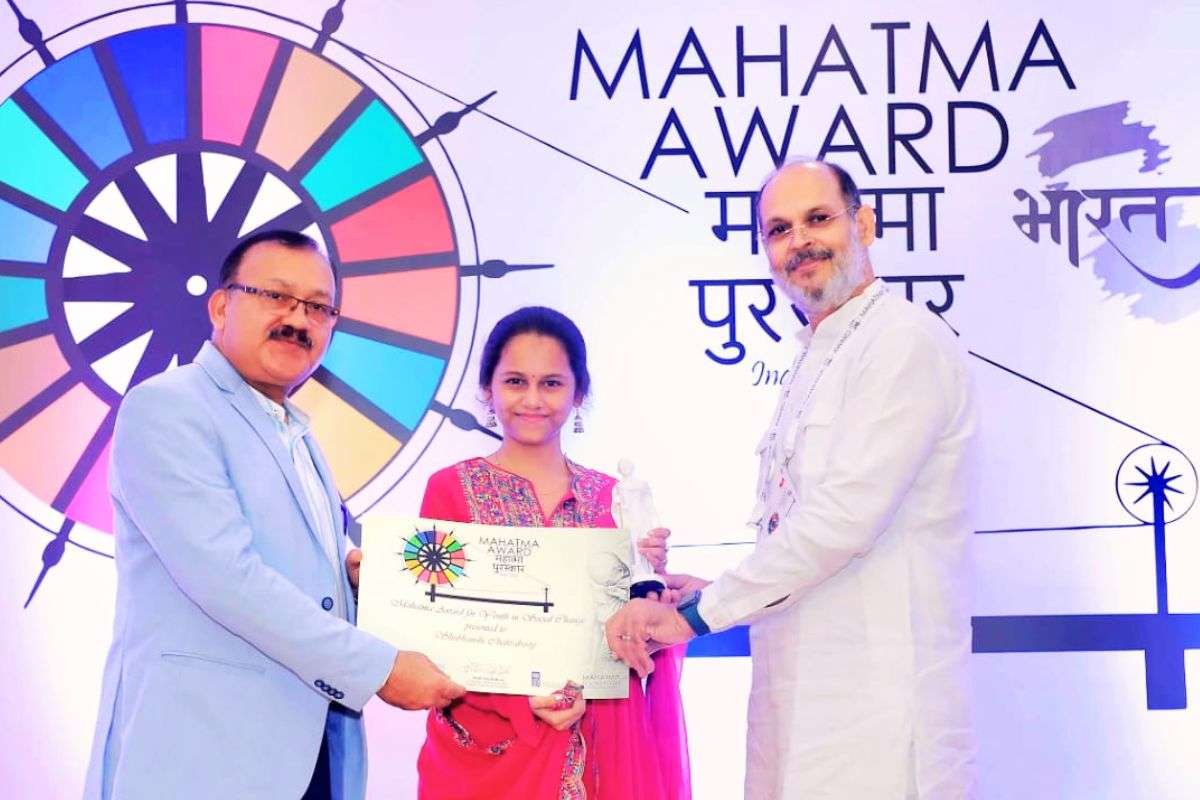रतन टाटा, सुधा मूर्ति की श्रेणी में झारखंड की बेटी शुभांशी चक्रवर्ती, मिला ‘महात्मा अवार्ड 2025’
