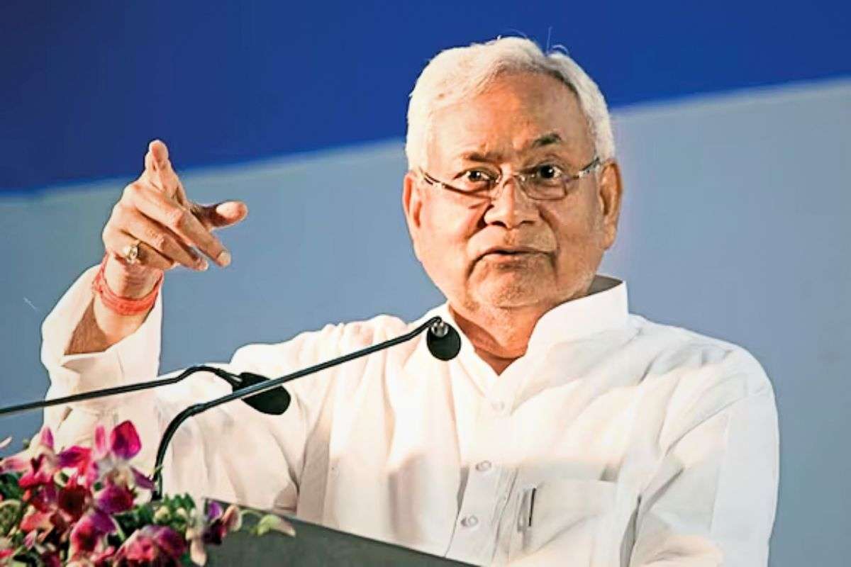 नीतीश कुमार ने X पर याद दिलाया जंगलराज, लिखा- 2005 से पहले बिहारी कहलाना अपमान था, टूटी सड़कें बिहार की पहचान थीं
