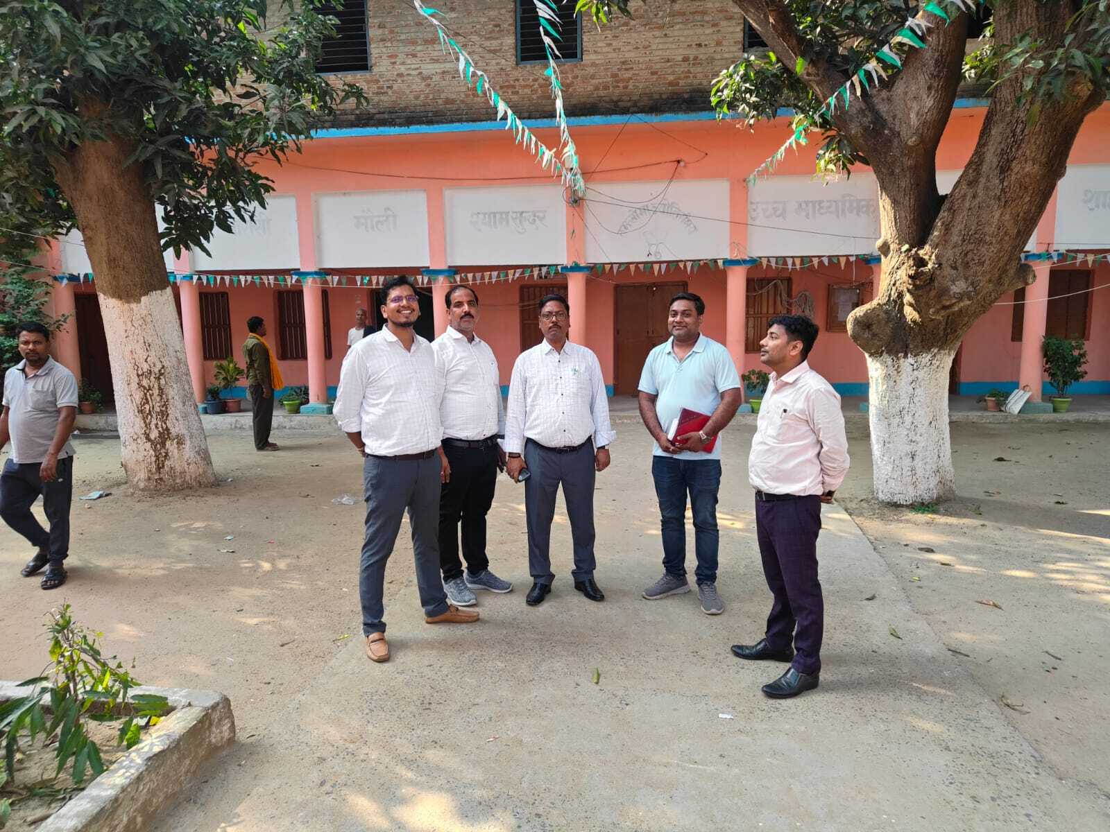 एडीएम ने डिस्पैच सेंटर में तैयारियों का लिया जायजा