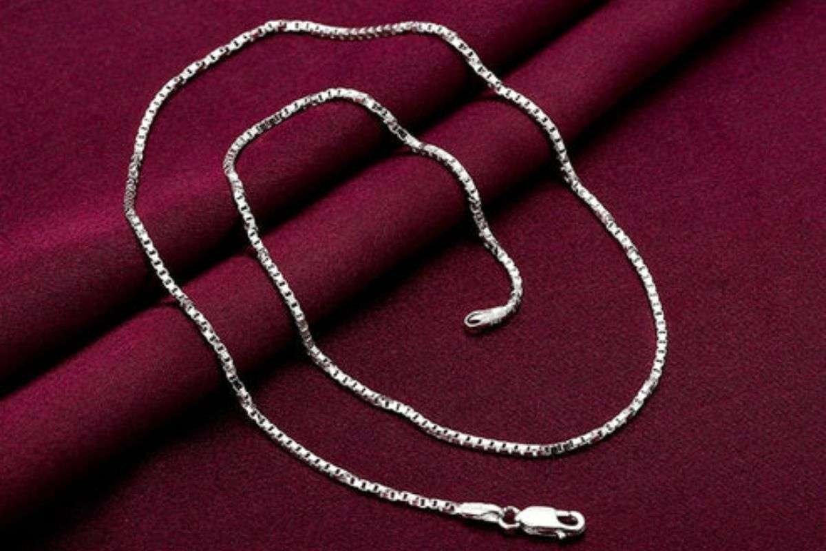 simple chain