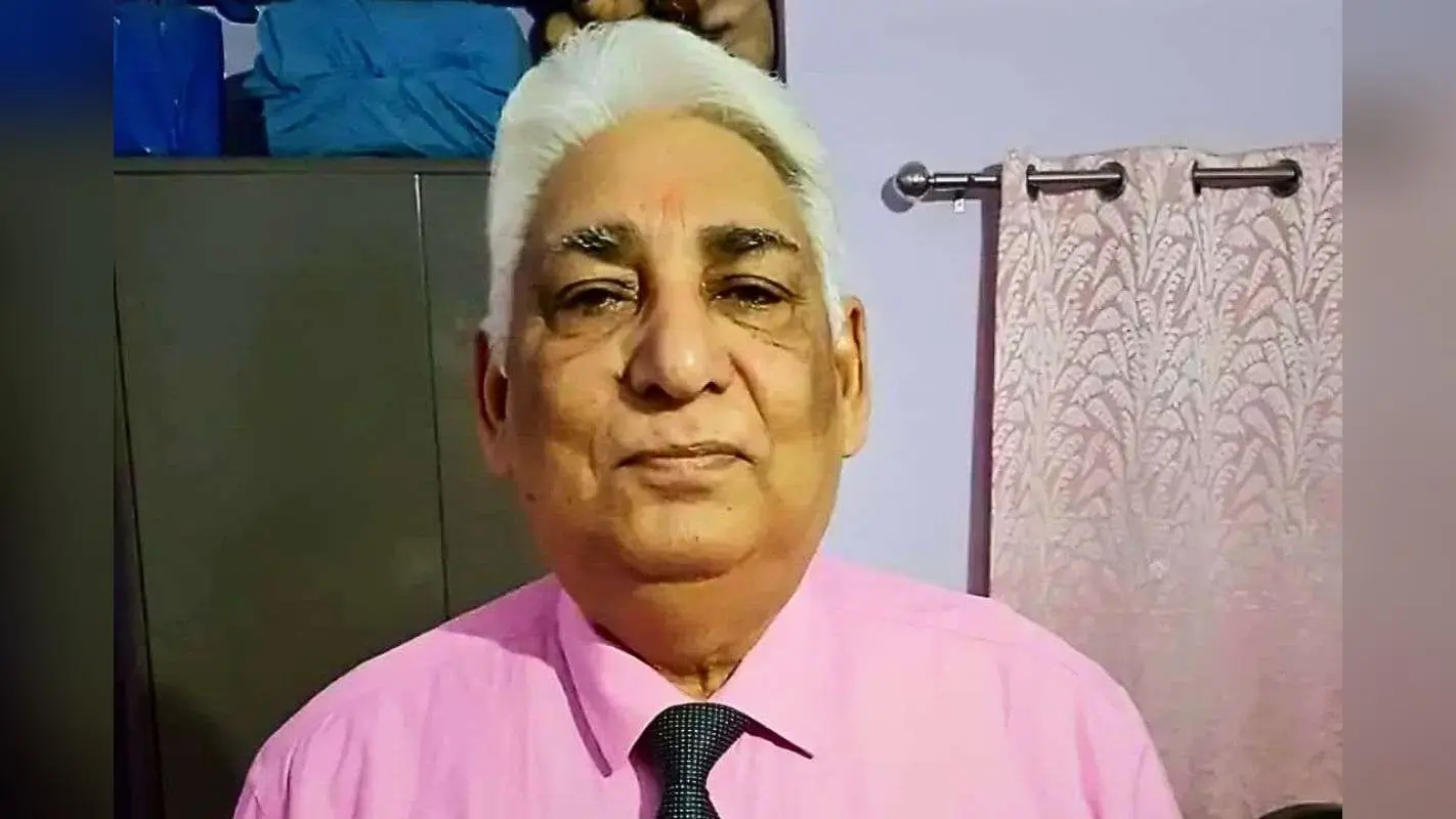 बिहार चुनाव 2025: भागलपुर दंगा पीड़ितों का केस लड़ने वाले वकील अब चुनावी मैदान में, जन सुराज ने दिया टिकट