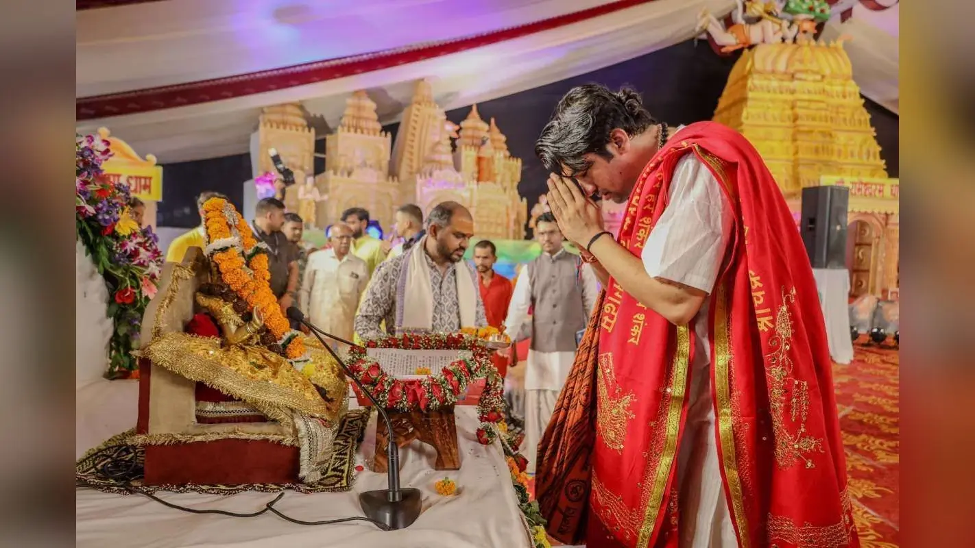 Video : हिंदुओ, अब माला और भाला अपने साथ रखो, धीरेंद्र शास्त्री ने ऐसा क्यों कहा
