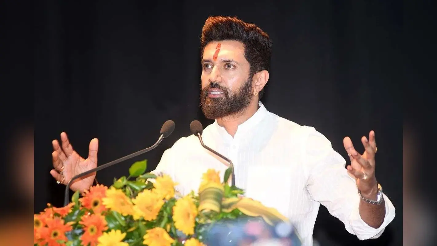 Bihar Election 2025 :’हम बिहार में कभी जंगलराज नहीं आने देंगे’, RJD पर अचानक क्यों भड़के चिराग पासवान