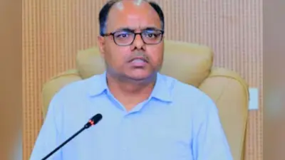 बिहार चुनाव से पहले IAS अधिकारियों का हुआ तबादला, पटना कमिश्नर के पद से हटाए गए चंद्रशेखर सिंह