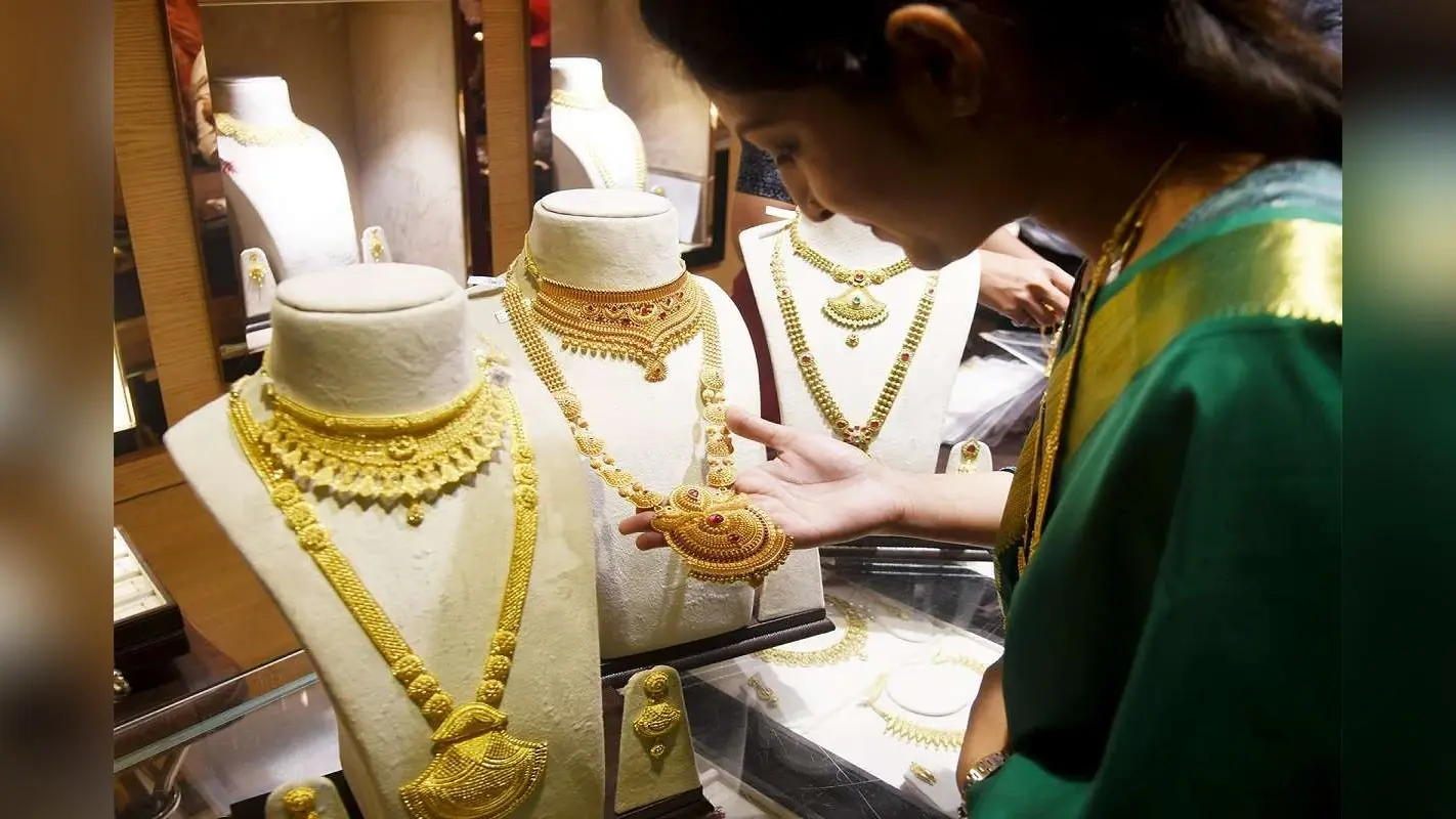 दिवाली पर आभूषण बाजार में धूम, धनतेरस में सोने-चांदी के साथ डायमंड की बढ़ी डिमांड