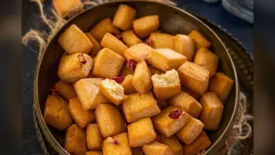 Diwali Recipe: दिवाली पर बनाएं एकदम कुरकुरी और स्वाद से भरपूर शंकरपाली, बच्चों और बड़ों की फेवरेट