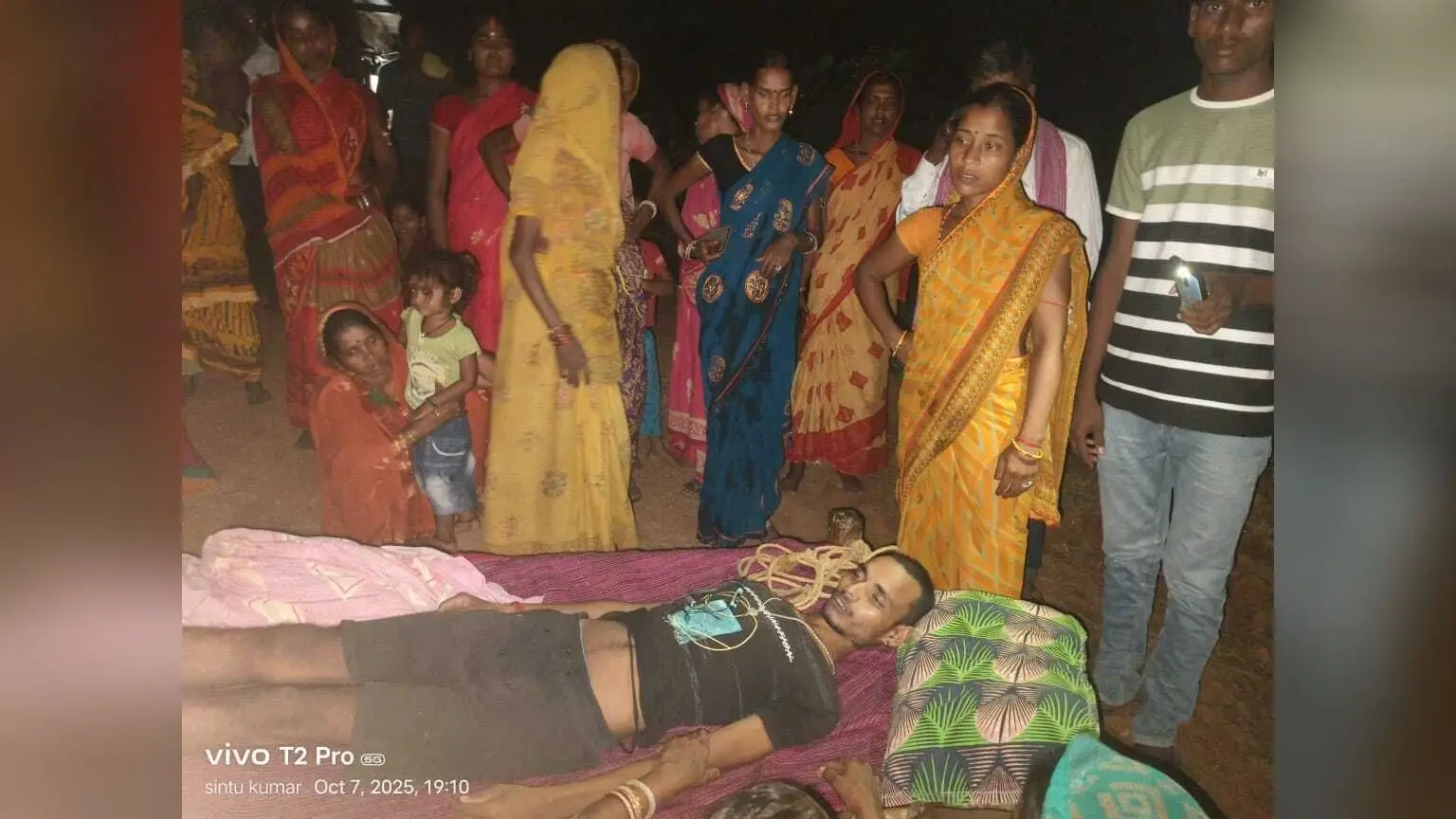 ट्रैक्टर चालक का दोनिहार जंगल में पेड़ से लटका मिला शव, मची सनसनी