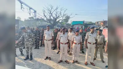 Madhubani : चुनाव को लेकर लखनौर पुलिस व एसएसबी ने किया फ्लैग मार्च