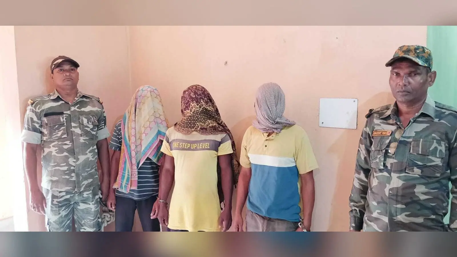 Chaibasa News : आपसी रंजिश को लेकर युवक की हुई थी हत्या, तीन गिरफ्तार