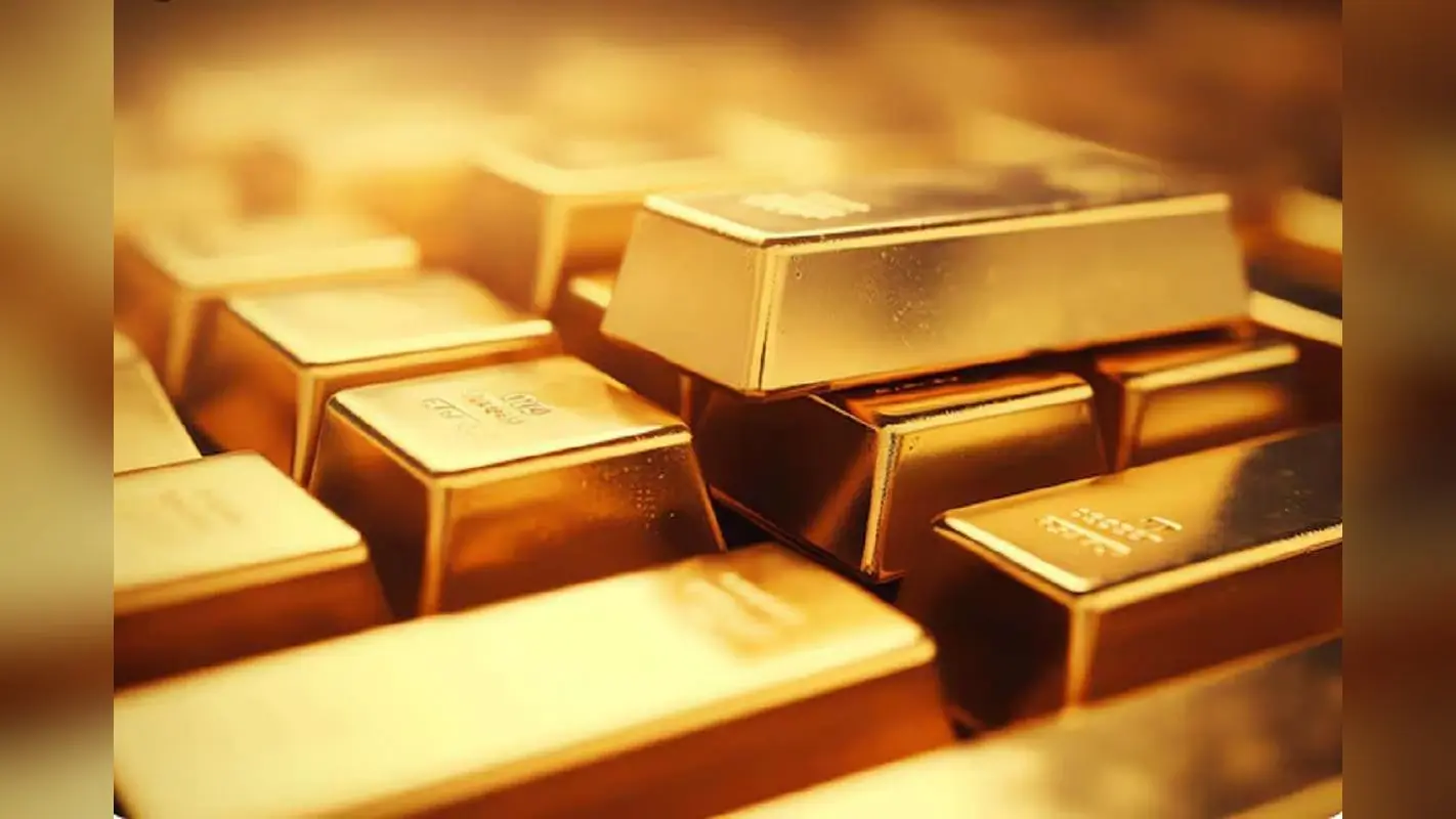 Gold Price Today: 2,700 रुपये उछलकर 1.23 लाख रुपये के रिकॉर्ड हाई पर पहुंचा सोना, जानें आज का ताजा भाव