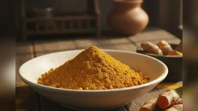 Homemade Haldi Powder: बाजार से नहीं खरीदें रंगों की मिलावट वाली हल्दी, इस तरह घर पर बनाएं शुद्ध हल्दी पाउडर