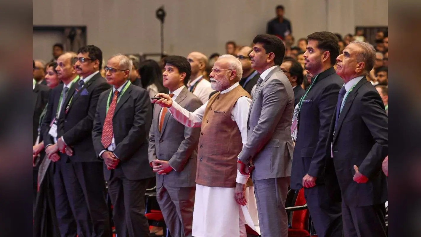 IMC 2025: ‘चाय से सस्ता इंटरनेट’, पीएम मोदी ने दिल्ली में खोली डिजिटल क्रांति की नयी किताब