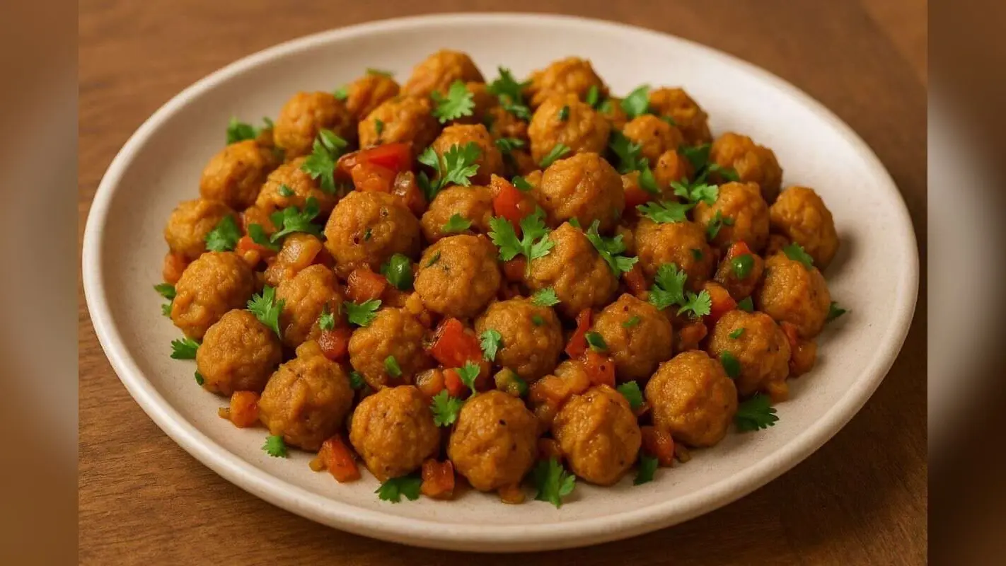 Instant Soya Chunks Fry: फिटनेस लवर्स के लिए परफेक्ट डिश, नाश्ते में ट्राई करें हेल्दी और टेस्टी सोया चंक्स फ्राई रेसिपी