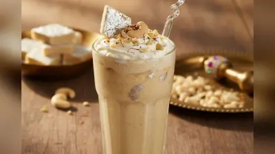Leftover Kaju Katli Shake: काजू कतली को दें नया ट्विस्ट, बनाएं ठंडा-ठंडा टेस्टी शेक