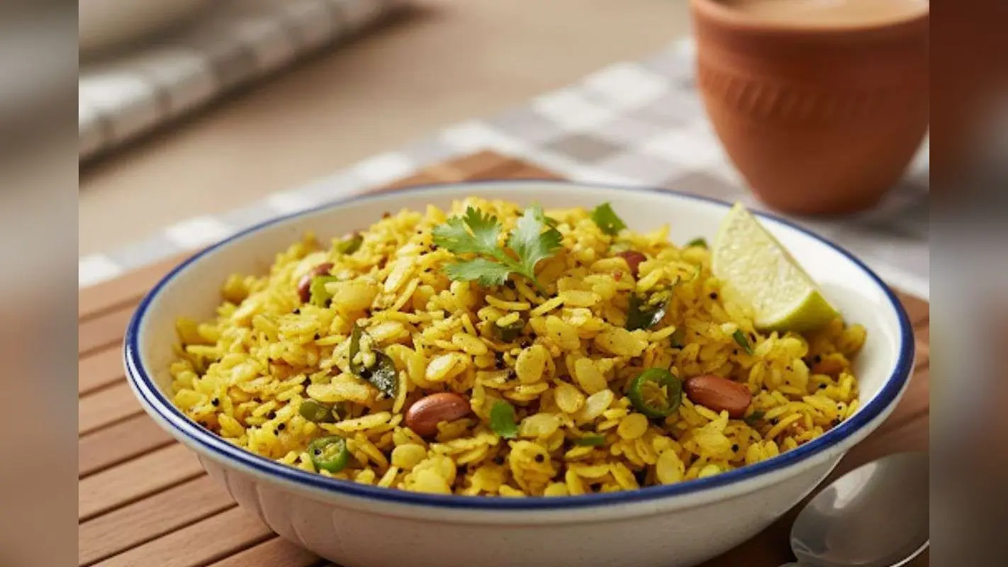 Kanda Poha For Breakfast: सुबह-सुबह क्या बनाएं? इस बात को लेकर है टेंशन, तो झटपट ट्राई करें कांदा पोहा