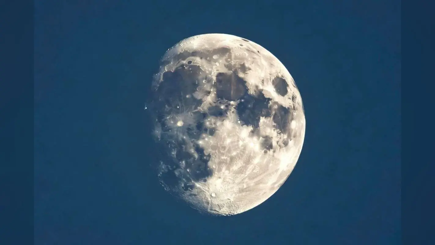 Karwa Chauth Moon Rise Time: करवा चौथ के दिन कब निकलेगा चांद, जानें भारत के किस-किस शहर में कितने बजे दिखेगा चंद्रमा