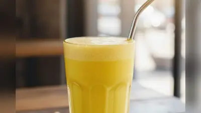 Kesar Pista Milkshake Recipe: मेहमान और बच्चे हो जाएंगे इंप्रेस, बना लें केसर पिस्ता से टेस्टी और ठंडी-ठंडी मिल्कशेक