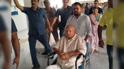 लालू यादव ही संभालेंगे टिकट बांटने का काम, RJD संसदीय दल का फैसला, जल्द होगा उम्मीदवारों का ऐलान