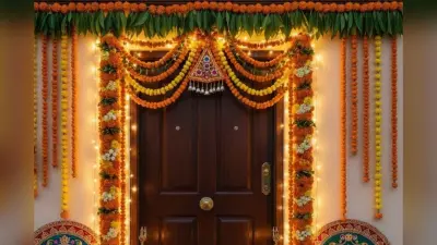 Main Door Decoration Ideas For Diwali: दिवाली के मौके पर मेन डोर को सजाएं, इन आइडियाज से दरवाजे को करें डेकोरेट