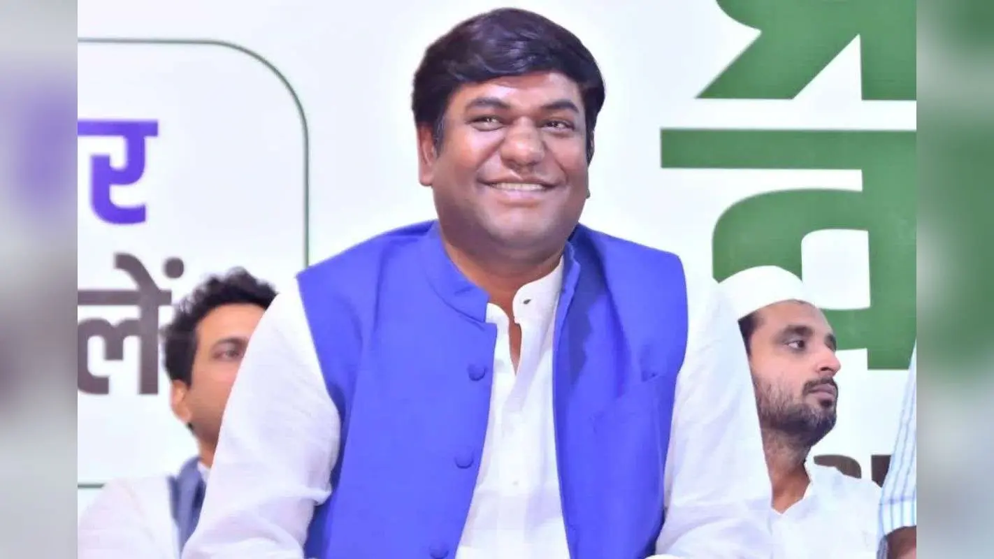 Bihar Chunav 2025 : बिहार की इस सीट पर तेज प्रताप को मिला मुकेश सहनी का साथ, VIP ने दिया JJD के प्रत्याशी को समर्थन