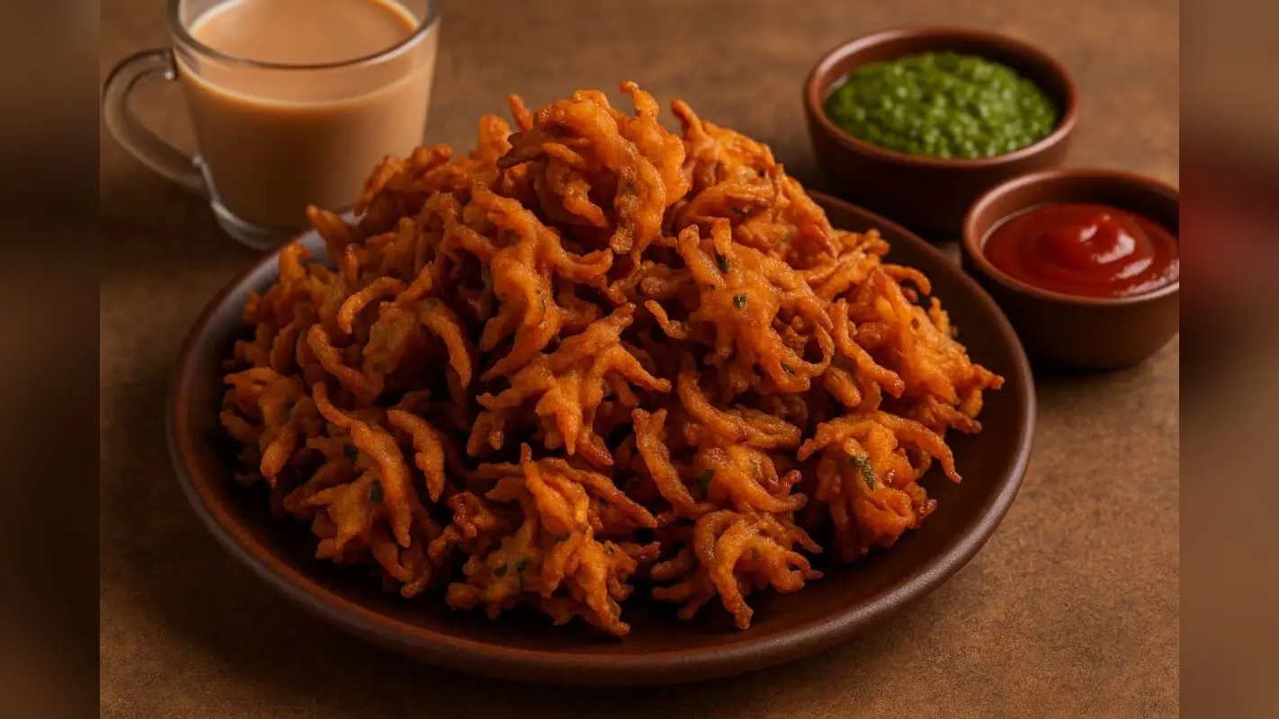 Pyaz Ka Pakoda Recipe: दिवाली की शाम में बनाएं मेहमानों के लिए गरमा-गरम प्याज के पकौड़े