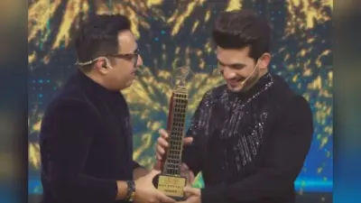 Rise And Fall Winner: राइज एंड फॉल की ट्रॉफी पर अर्जुन बिजलानी ने लिखा अपना नाम, आरुष बोला और अरबाज पटेल बने रनर-अप
