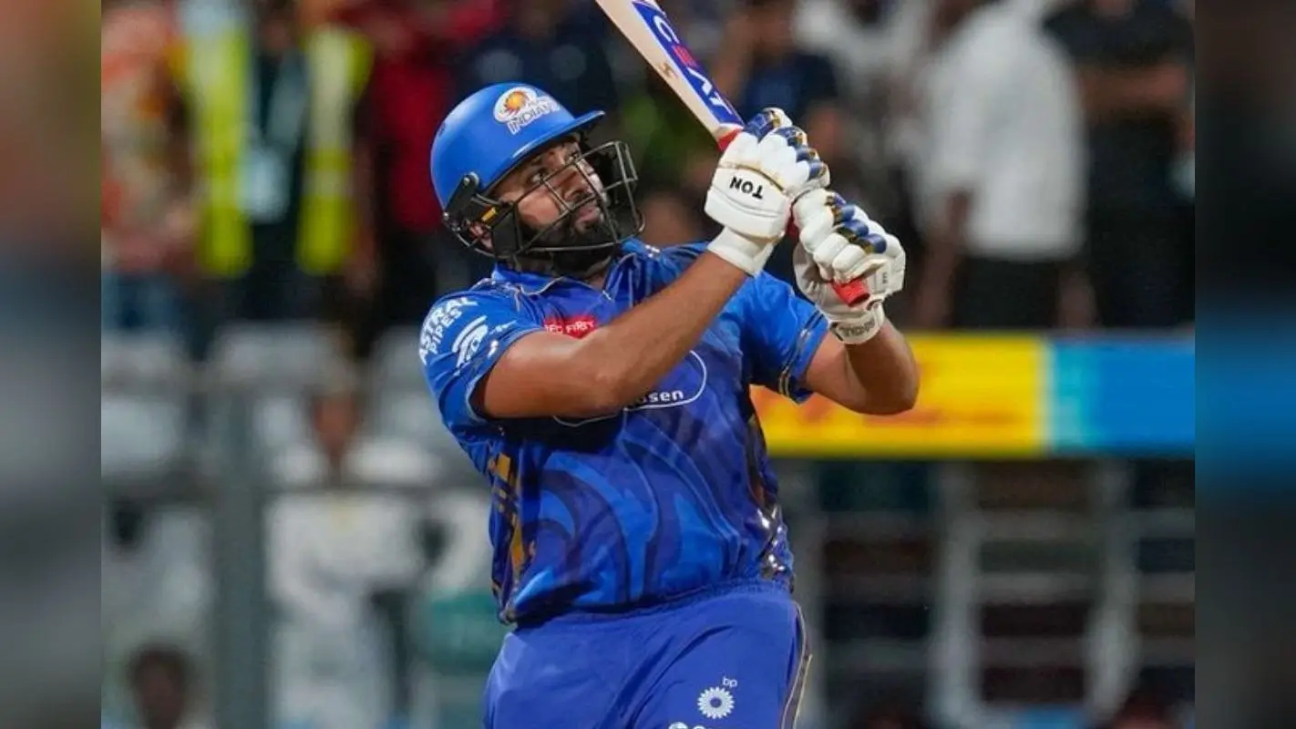 IPL 2026 से पहले क्या रोहित शर्मा छोड़ रहे हैं MI का साथ? आखिर कौनसी फ्रेंचाइजी दिखा रही हिटमैन में इंटरेस्ट